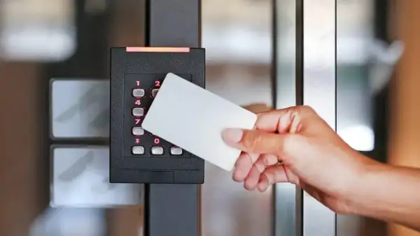 Access control system Kansas City - keycard and biometric entry systems