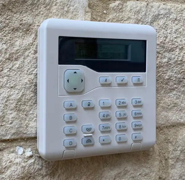 Alarm system installation Kansas City KS - home security monitoring