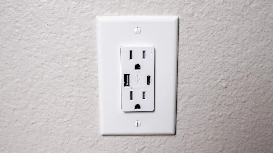 Smart outlet installation Kansas City - plugs and power monitoring